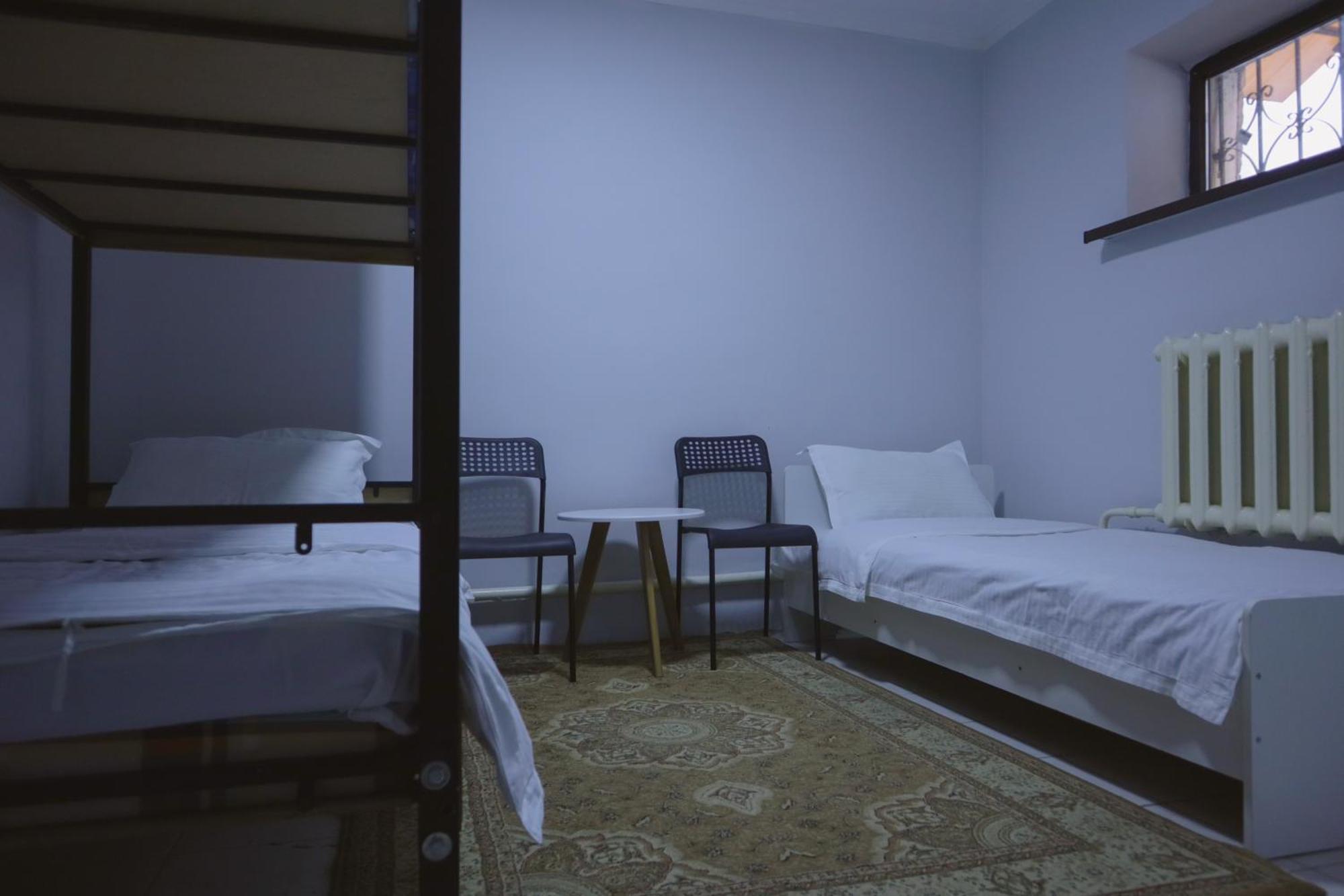 Almaty Backpackers Hostel Екстериор снимка